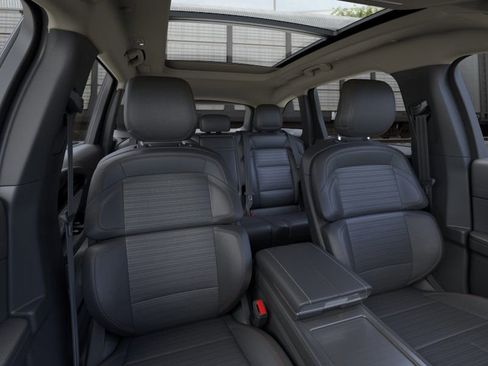 New 2026 Lincoln Nautilus Reserve AWD/4WD image 10