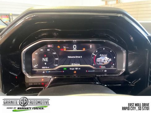 Used 2024 GMC Sierra 1500 SLT AWD/4WD image 16