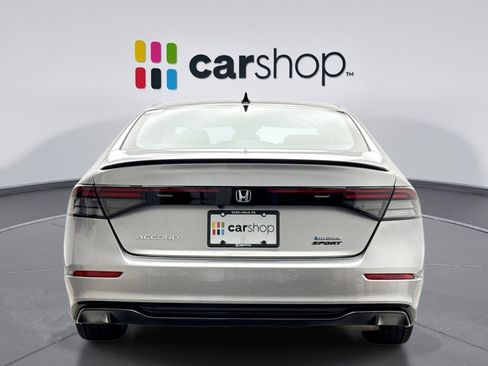 Used 2025 Honda Accord Sport image 4