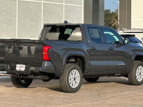 New 2026 Toyota Tacoma SR5 image 4