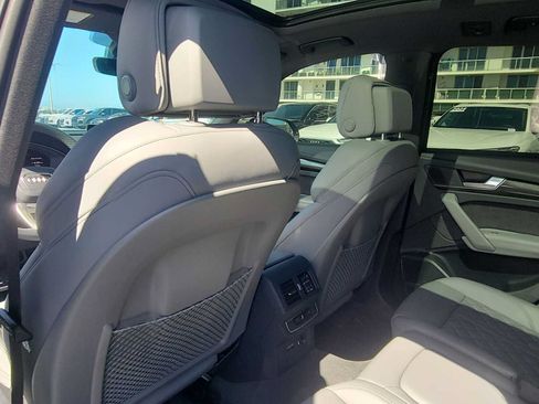 Certified 2025 Audi SQ5 Premium Plus AWD/4WD image 17
