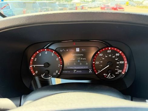 Used 2023 Nissan Frontier PRO-4X w/ Pro Convenience Package AWD/4WD image 27