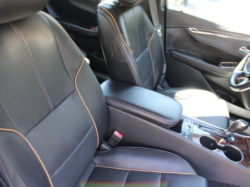 Used 2014 Chevrolet Impala LTZ FWD image 22