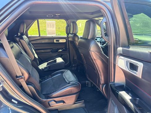 Used 2023 Ford Explorer ST w/ Equipment Group 401A AWD/4WD image 27