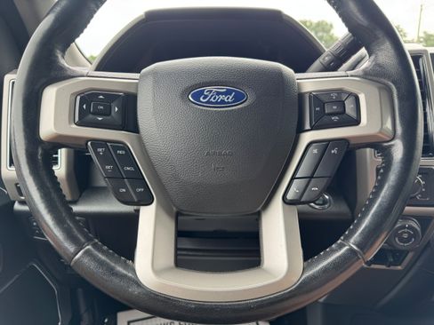 Used 2018 Ford F150 Lariat AWD/4WD image 19