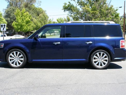 Used 2016 Ford Flex Limited w/ Equipment Group 303A AWD/4WD image 8