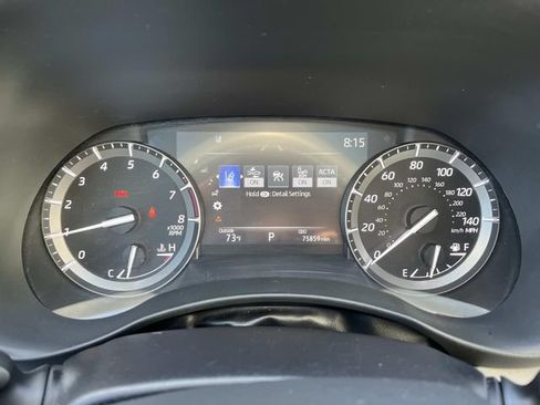 Used 2021 Toyota Highlander XLE AWD/4WD image 38