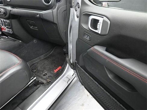 Used 2020 Jeep Gladiator Rubicon image 23