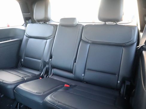 New 2026 Ford Expedition Platinum w/ Stealth Appearance Package image 15