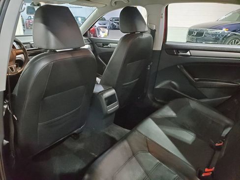 Used 2015 Volkswagen Passat 1.8T Wolfsburg Edition image 23