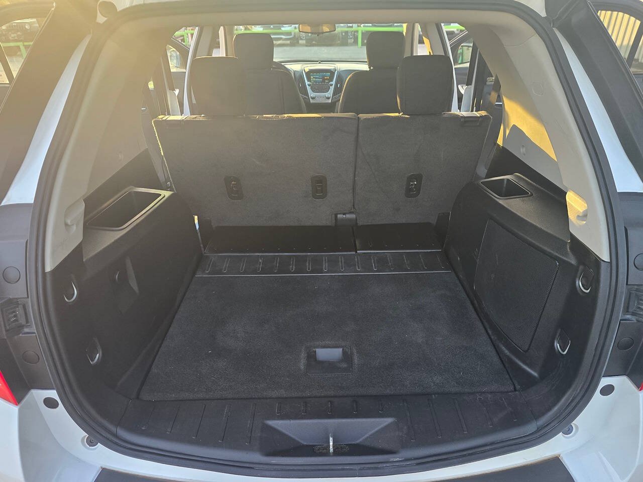 Used 2017 Chevrolet Equinox LS AWD/4WD image 47