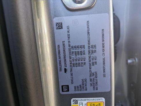 New 2025 Chevrolet Suburban Premier image 17