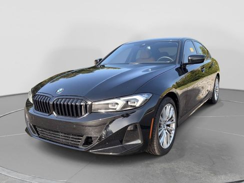 Used 2023 BMW 330i Sedan w/ Convenience Package RWD image 2