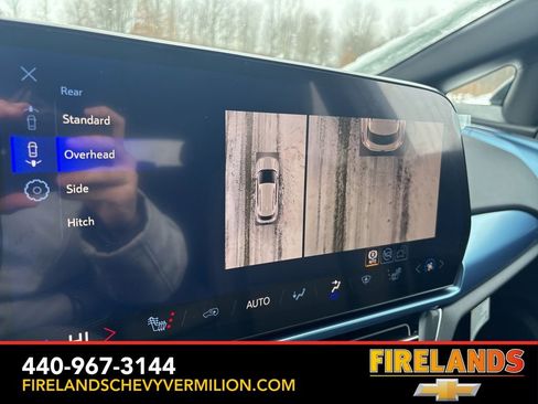 New 2026 Chevrolet Equinox EV LT image 3