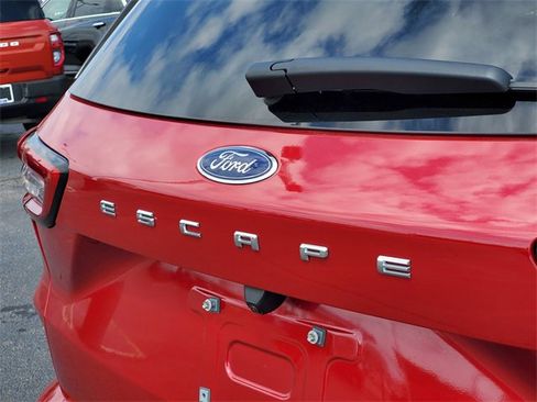 Certified 2023 Ford Escape ST-Line w/ Tech Pack #1 image 27