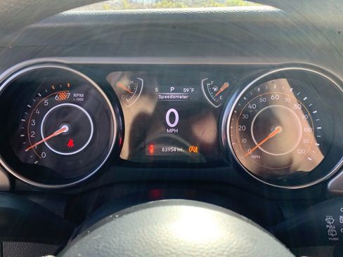 Used 2021 Jeep Wrangler Unlimited Sport image 31