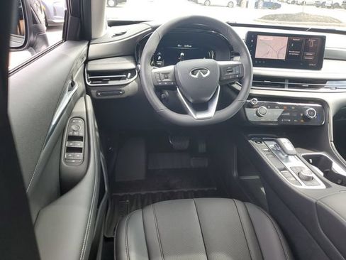 Certified 2026 INFINITI QX60 Luxe w/ Cargo Package AWD/4WD image 13