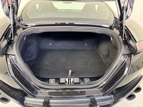 Certified 2022 Ferrari Roma image 27