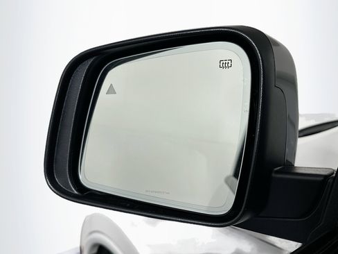 Used 2022 Dodge Durango GT AWD/4WD image 16