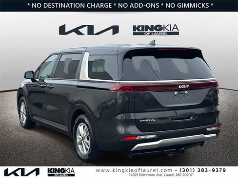 Used 2024 Kia Carnival LX image 25