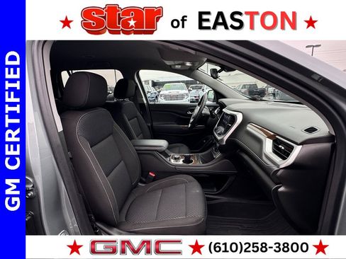 Certified 2023 GMC Acadia SLE w/ Driver Convenience Package image 11