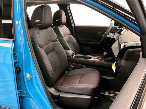 New 2025 Nissan Kicks SR w/ SR Premium Package AWD/4WD image 36