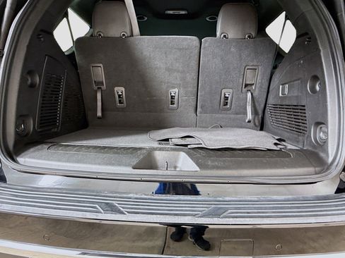 Used 2023 Chevrolet Tahoe LT image 26