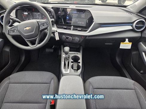 New 2026 Chevrolet Trax LS image 18