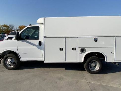 New 2024 Chevrolet Express 3500 w/ Power Convenience Package image 62