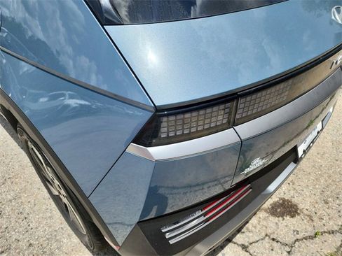New 2025 Hyundai Ioniq 5 SEL image 7