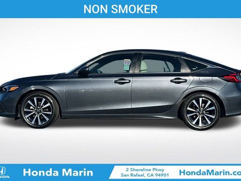 Certified 2024 Honda Civic EX-L image 9