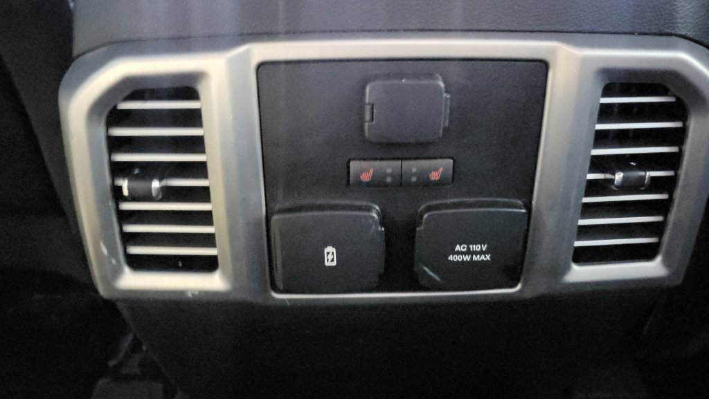 Used 2019 Ford F150 Platinum w/ Equipment Group 701A Luxury AWD/4WD image 26