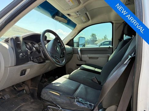 Used 2011 Chevrolet Silverado 2500 W/T AWD/4WD image 8