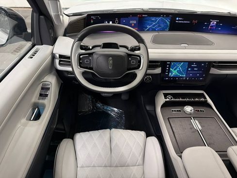 New 2026 Lincoln Navigator Black Label image 25