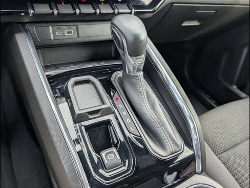 Used 2025 GMC Canyon Elevation w/ Convenience Package image 14