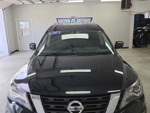 Used 2019 Nissan Pathfinder SV AWD/4WD image 7
