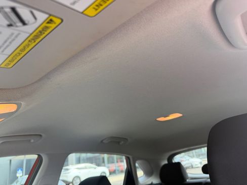 Used 2019 Hyundai Kona SE FWD image 25