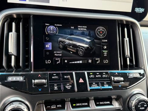 New 2026 Lexus LX 700h Luxury AWD/4WD image 22