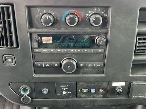 New 2024 Chevrolet Express 3500 w/ Power Convenience Package image 15