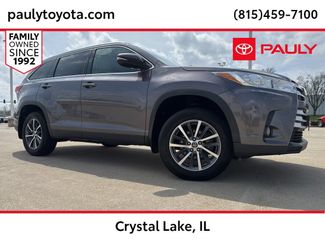 Used 2019 Toyota Highlander XLE AWD/4WD video 1