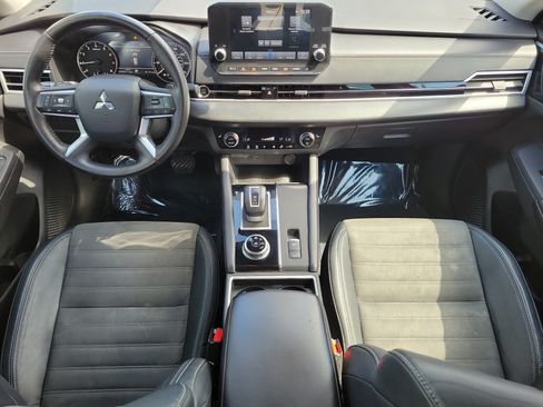 Used 2023 Mitsubishi Outlander SE FWD image 20
