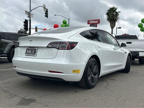Used 2020 Tesla Model 3 Standard Range Plus image 13