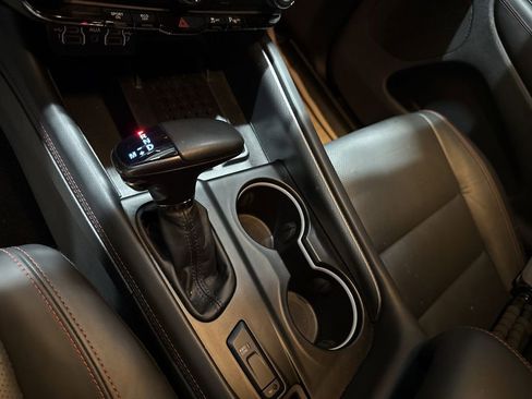 Used 2025 Dodge Durango R/T AWD/4WD image 16