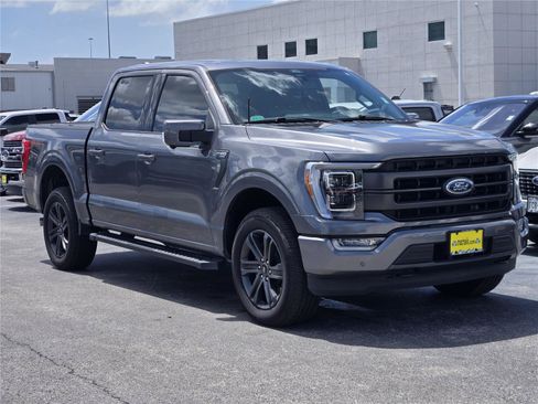 Used 2022 Ford F150 Lariat w/ Equipment Group 502A High AWD/4WD image 2