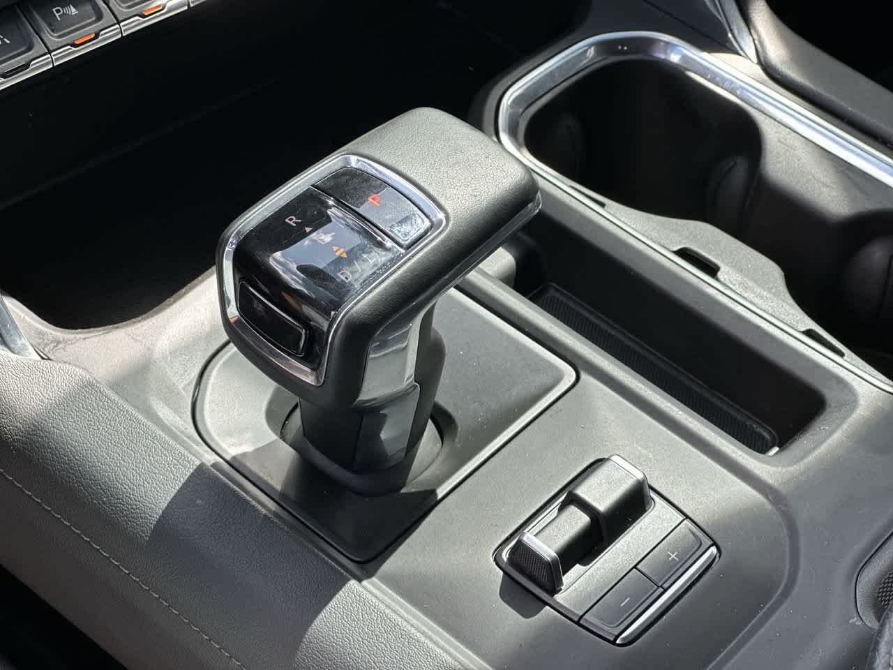 Used 2024 GMC Sierra 1500 Denali AWD/4WD image 30