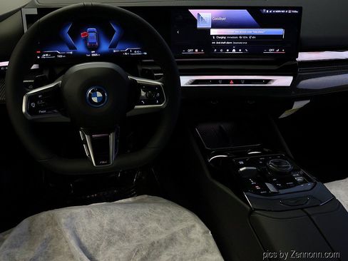 New 2027 BMW 550e xDrive w/ Premium Package AWD/4WD image 17