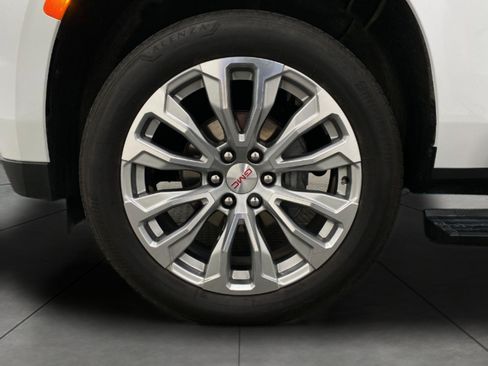 Used 2024 GMC Yukon XL Denali w/ LPO, Floor Liner Package AWD/4WD image 12