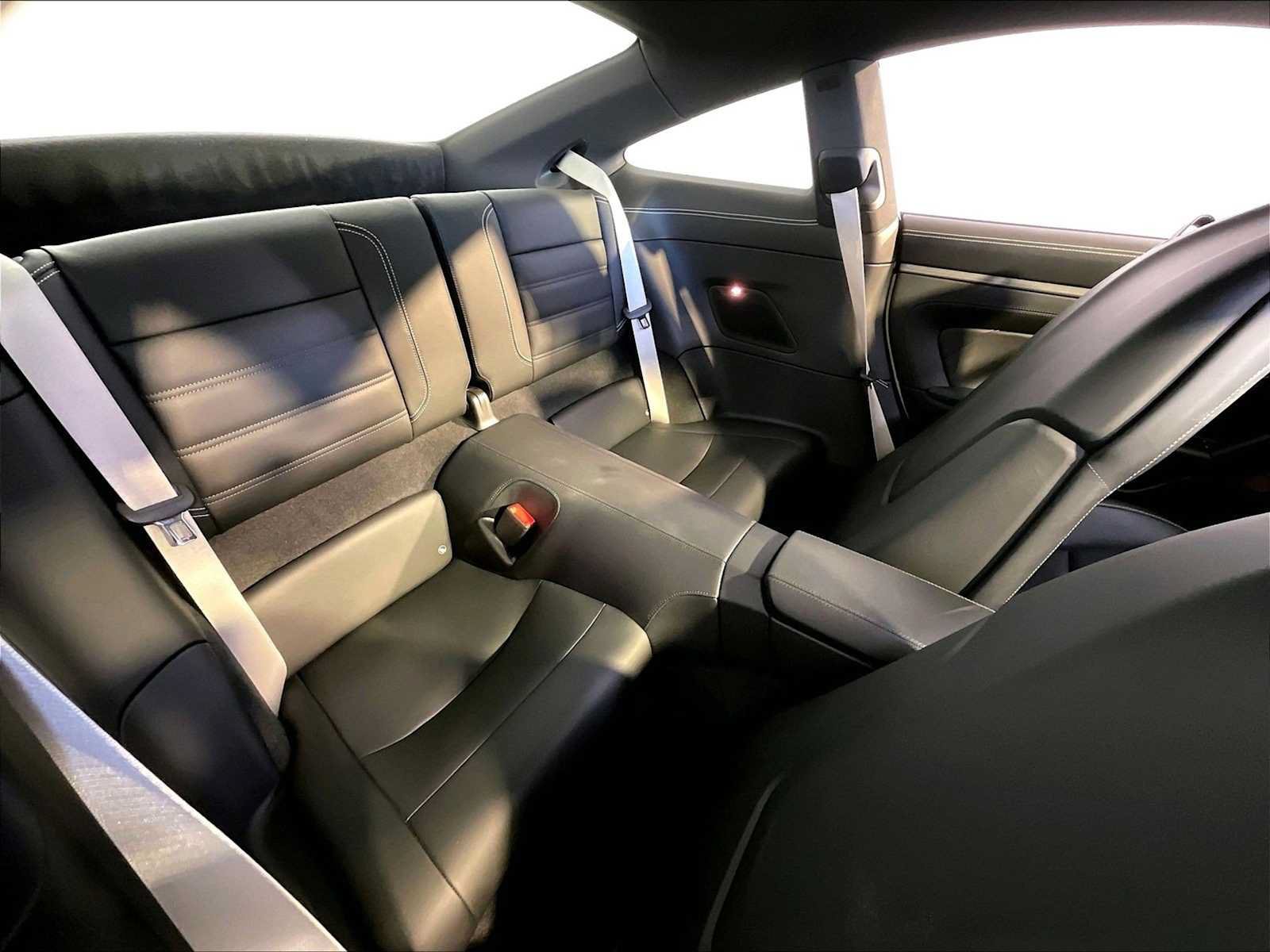 Certified 2025 Porsche 911 Carrera RWD image 23