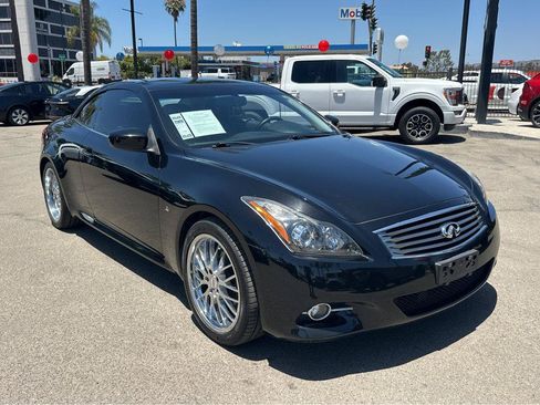 Used 2014 INFINITI Q60 Convertible w/ Premium Package RWD image 42