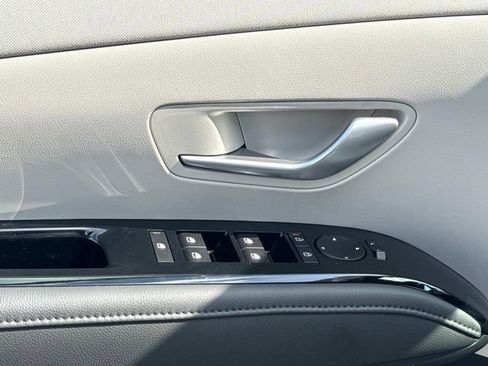 New 2026 Hyundai Tucson Limited FWD image 23